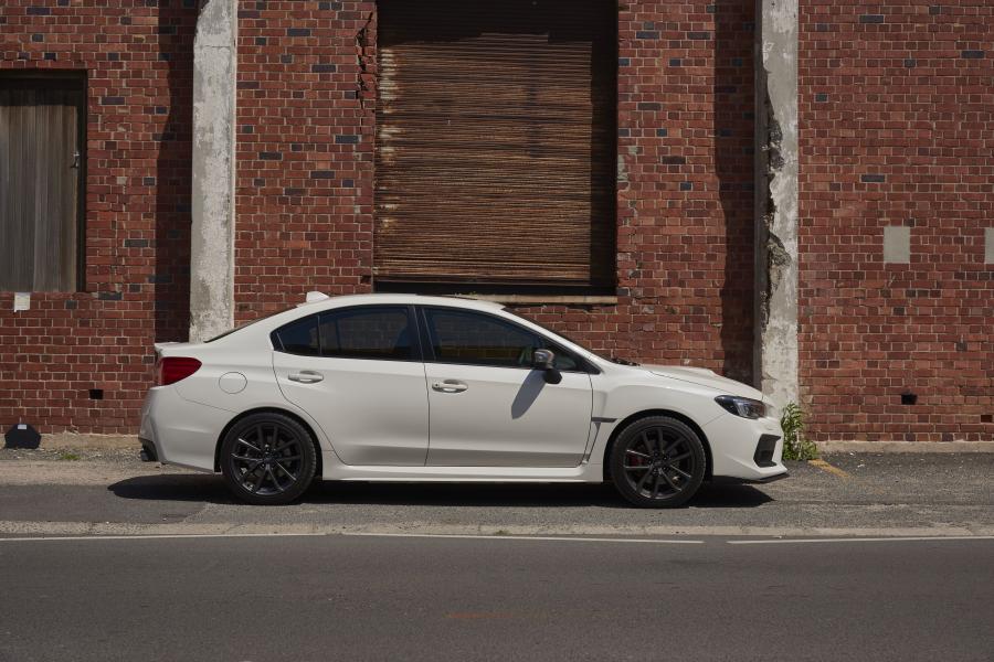  Subaru WRX 2017 года  (ZA) (фото 25 из 40)